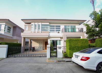 house for sale, next to Ratchaphruek Road. Near Rama 5 roundabout, Bangkok Boulevard