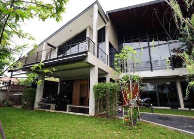 house for sale, new house, 196 sq m., Bang Rak Noi, Ratchaphruek-Sai Ma. The usable area in the