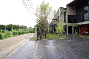 house for sale, new house, 196 sq m., Bang Rak Noi, Ratchaphruek-Sai Ma. The usable area in the