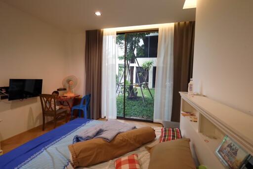 house for sale, new house, 196 sq m., Bang Rak Noi, Ratchaphruek-Sai Ma. The usable area in the