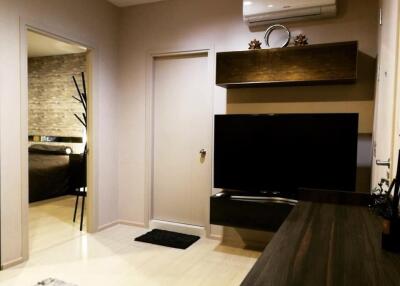 Life Sukhumvit 48 1-Bedroom 1-Bathroom Fully-Furnished Condo for Rent