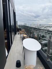 Ideo Q Victory 2-Bedroom 1-Bathroom Fully-Furnished Condo for Rent