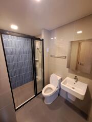 Modern bathroom with a shower