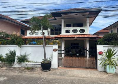 2-storey House In Khao Talo Eakmongkol 4 Pattaya For Sale