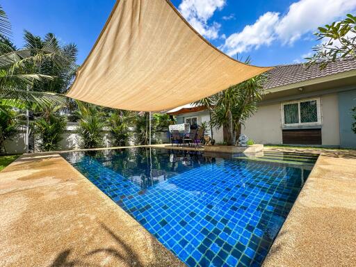 3 Bedrooms House in Areeya Villa East Pattaya H011150