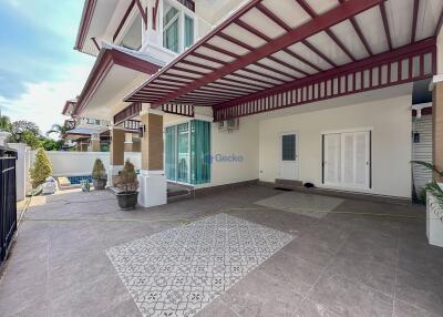 4 Bedrooms House in The Villas Rachawadee East Pattaya H011147