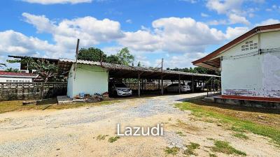 Land and Comercial Business for sale