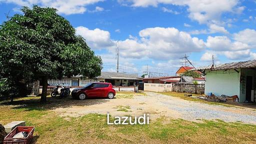 Land and Comercial Business for sale