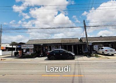 Land and Comercial Business for sale