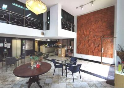 Apartment Building with Office Space for Sale - Ladproa/Ramkhamhaeng area