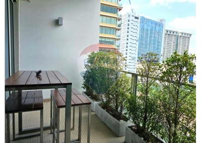 185 Rajdamri: Freehold Luxe 2BR Unit with Sport Club Views, Now for Sale