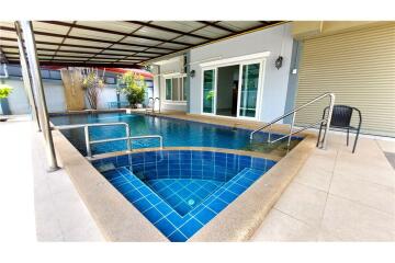 Lake Side Court 3 Two Storey House Private Pool