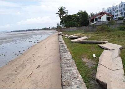 Land Beachfront For Sale In Banglamung Pattaya - 920471001-337