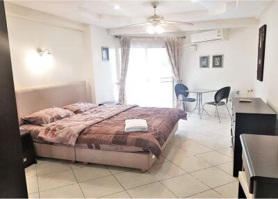 Jomtien Beach 2 Bedroom Condo for Sale & Rent