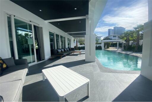 Luxury 5 bedroom Palm Oasis Pool Villa for sale - 920471001-647