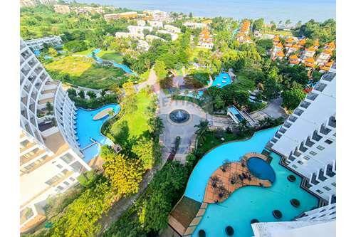 2 Bed 2 Bath Condo in The North of Hua-Hin For Sale