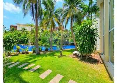 Blue Lagoon Residences Private Villa 3 Bed 4 Bath For Sale