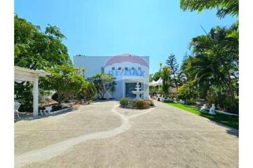 4 Bed 4 Bath Private Villa with Panorama Mountain Villa For Sale