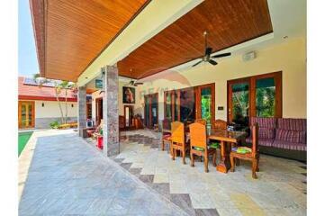 Private Modern Tropical Villa, 5 Bed 5 Bath in Sam Roi Yod For Sale