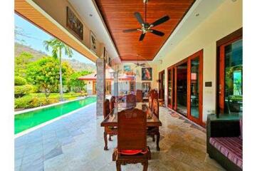 Private Modern Tropical Villa, 5 Bed 5 Bath in Sam Roi Yod For Sale