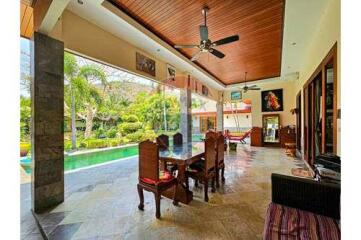 Private Modern Tropical Villa, 5 Bed 5 Bath in Sam Roi Yod For Sale