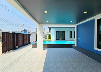 Brand New Modern Villa in Sam Pra Ya area, 3 Bed 3 Bath For Sale