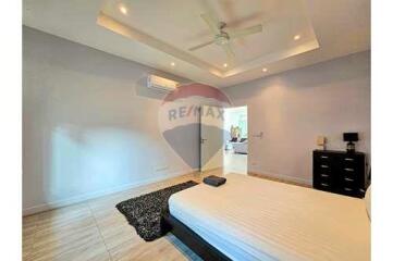 3 Bed 2 Bath Private Modern Villa in Hua Hin Soi 88 For Sale
