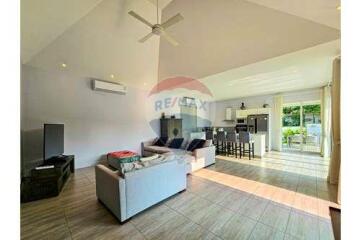 3 Bed 2 Bath Private Modern Villa in Hua Hin Soi 88 For Sale