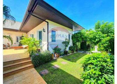 3 Bed 2.5 Bath Nice Villa Hua Hin Soi 6 For Sale