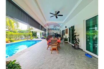 5 Bed 5 Bath Modern Villa in Hua Hin, Cha-Am For Sale