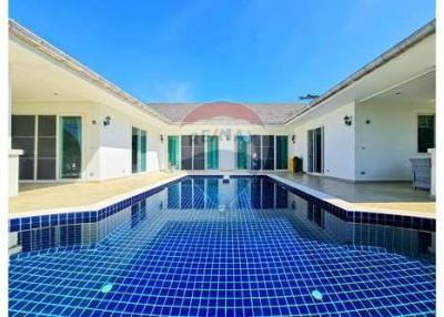 3 Bed 5 Bath Luxury Private Pool Villa in Hua Hin, Khao Tao For Sale