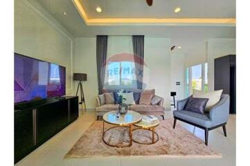 Brand New Luxury Pool Villa (Type A) in Hua Hin Soi 112 For Sale