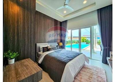 Brand New Luxury Pool Villa (Type A) in Hua Hin Soi 112 For Sale