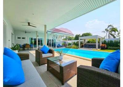 Brand New Luxury Pool Villa (Type A) in Hua Hin Soi 112 For Sale