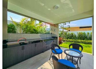 Brand New Luxury Pool Villa (Type A) in Hua Hin Soi 112 For Sale