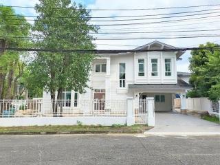 Single house for sale, Prinsiri Nuanchan, 134 sq m., beautiful corner plot. Total usable area 381