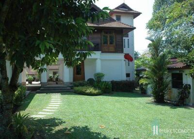 4 Bedroom Pool Villa for Sale by Owner – Nai Harn, Phuket