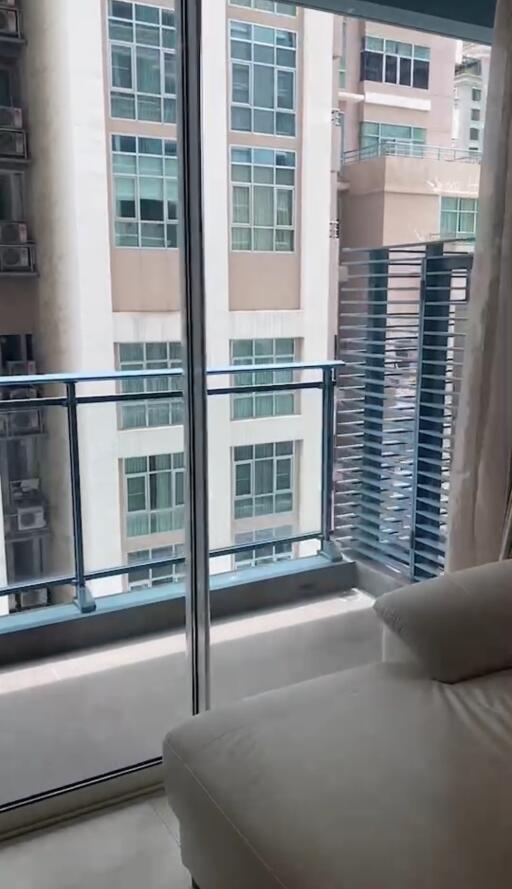 URGENT for rent, 🔥 Q Langsuan, large room, fully furnished, ready to move! GEN 096-610-4566