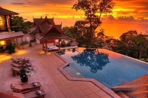 Ultra Luxurious Sea View Villa in the Hills of Surin