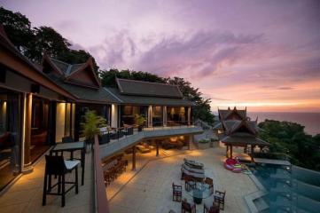 Ultra Luxurious Sea View Villa in the Hills of Surin