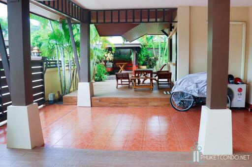 Spacious 6 Bedroom House in Kathu, Private Pool, Near Golf Courses & International Schools