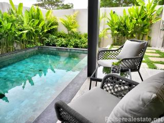 2 Bedroom Hi-Tech Solar Power Panel Integrated Pool Villas near Laguna Phuket