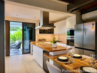 2 Bedroom Hi-Tech Solar Power Panel Integrated Pool Villas near Laguna Phuket