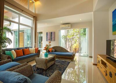 4 Bedroom Luxe Pool Villa – Near Nai Harn and Rawai Beaches