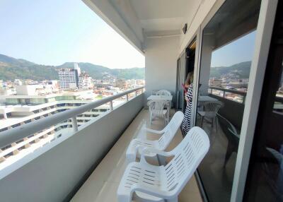 One Bedroom Foreign Freehold Mountain View Patong Tower Condo for Sale