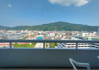 One Bedroom Foreign Freehold Mountain View Patong Tower Condo for Sale