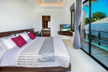 Modern, Luxurious and Beautiful Pool Villa For Sales In Rawai.