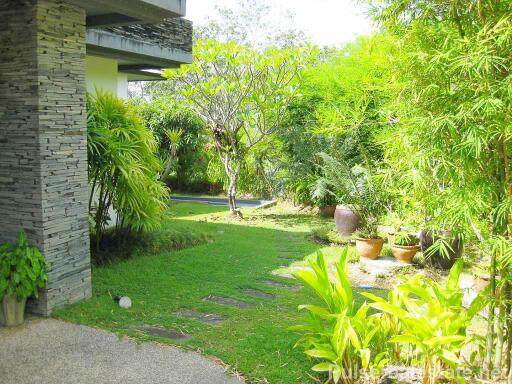 3 Bedroom Sea View Villa Overlooking Layan