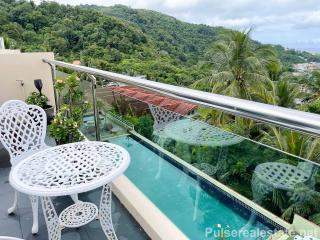 6 Bedroom Sea View Freehold Townhouse at Kata Top View