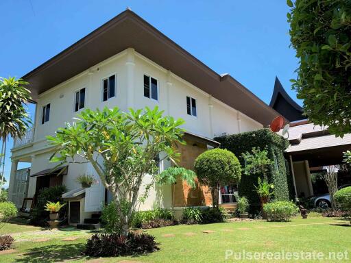 4-Bedroom Lagoon & Golf View Freehold Villa in Laguna Homes